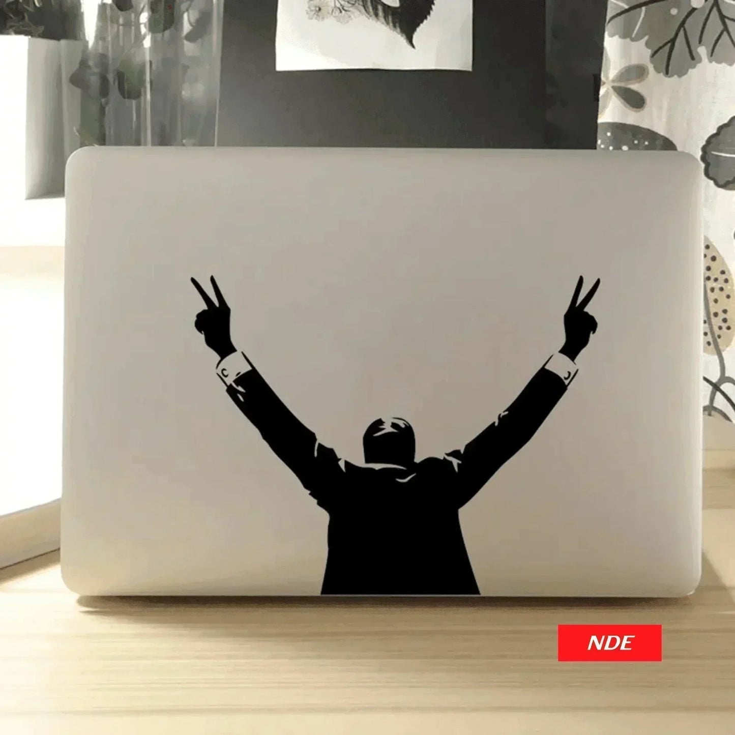 LAPTOP STICKER VICTORY SIGN - ndestore.com