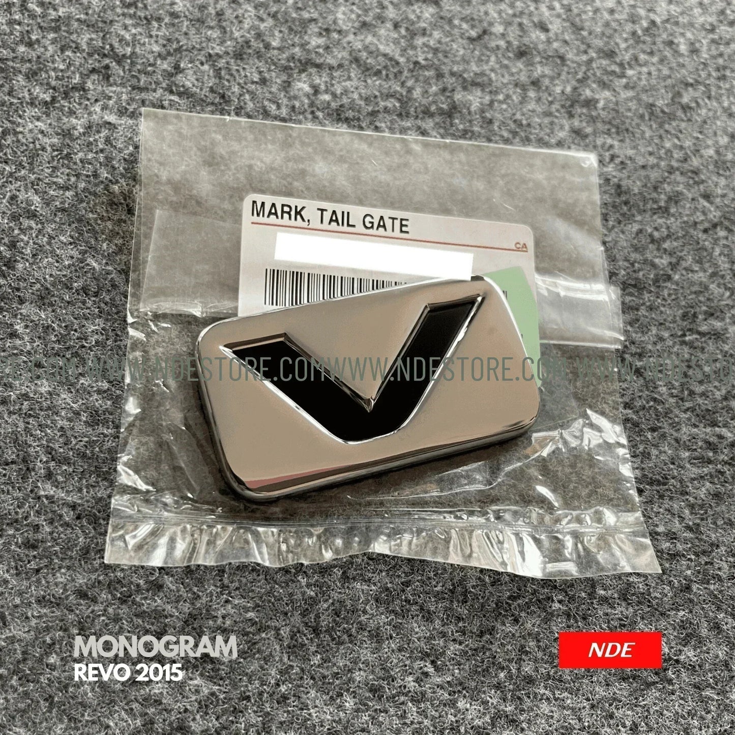 MONOGRAM TOYOTA HILUX V - ndestore.com