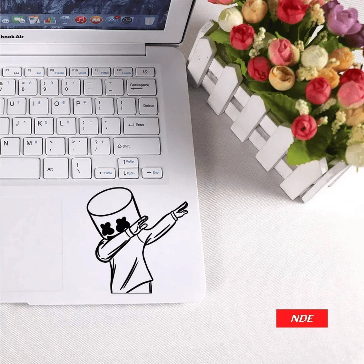 LAPTOP STICKER MARSHMALLOW - ndestore.com