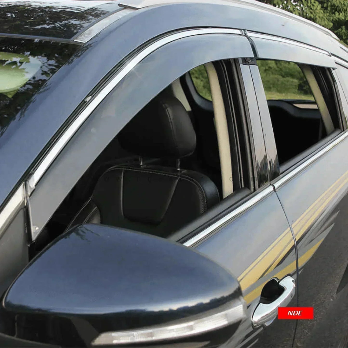 AIR PRESS BLACK TINTED DOOR WINDOW VISOR FOR DFSK GLORY 580 PRO - TXR - ndestore.com