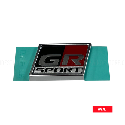 MONOGRAM EMBLEM GR SPORT