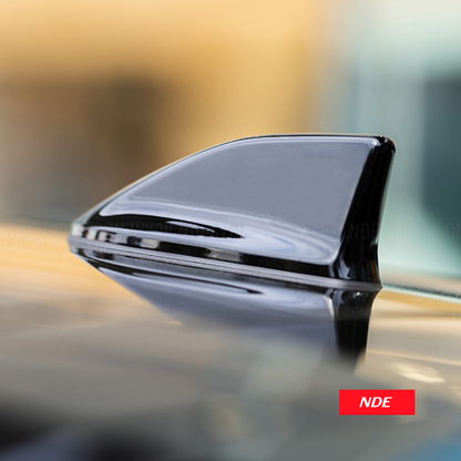 ROOF MOUNT ANTENNA SHARK FIN STY
