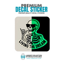 STICKER DECAL LIVING THE DREAM